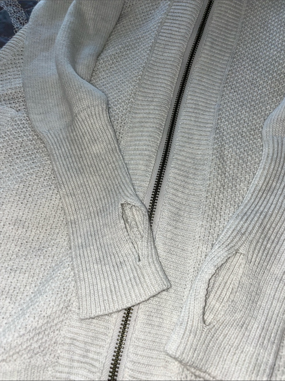 Dakini Light Oatmeal Colored Knit Zip Cardigan Hoodie NWT! Beautiful quality - Picture 8 of 16
